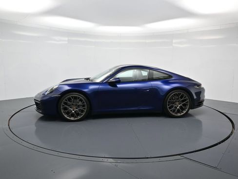 Used 2020 Porsche 911 Carrera image 2