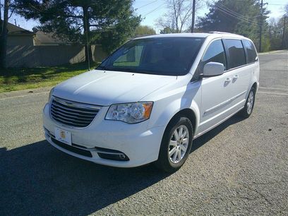 Used 2014 Chrysler Town & Country Touring