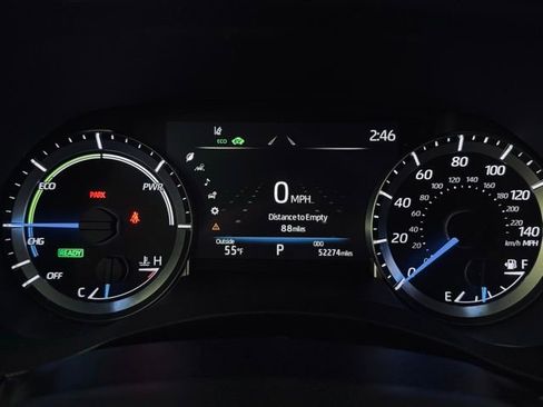 Used 2023 Toyota Highlander XLE image 30