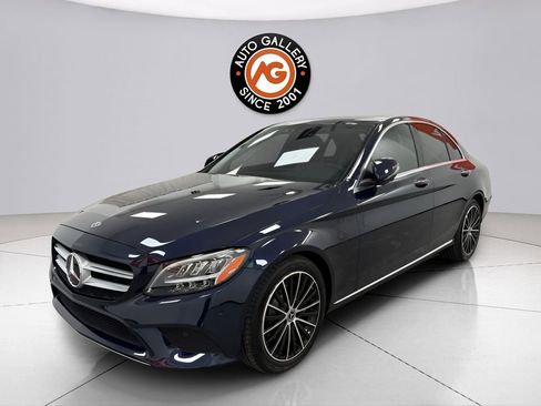 Used 2021 Mercedes-Benz C 300 Sedan image 3