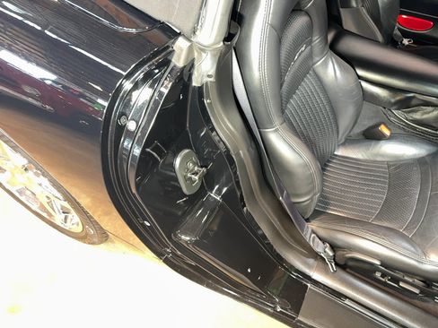 Used 1998 Chevrolet Corvette Convertible w/ Memory Pkg RWD image 75