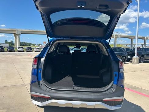 Used 2023 Kia Sportage EX FWD image 11