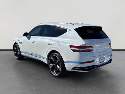 Used 2026 Genesis GV80 3.5T Prestige image 3