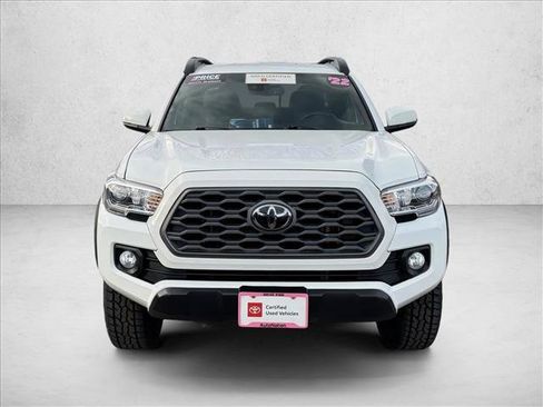 Certified 2022 Toyota Tacoma TRD Off-Road image 2