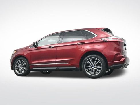 Used 2019 Ford Edge Titanium w/ Equipment Group 301A image 40