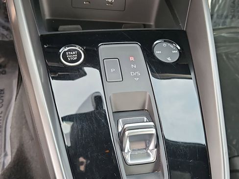 Used 2024 Audi A3 2.0T Premium image 31