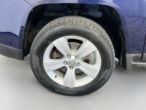 Used 2014 Jeep Compass Sport w/ Power Value Group FWD image 27