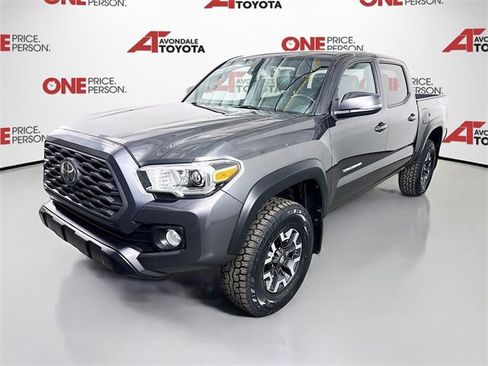 Certified 2020 Toyota Tacoma TRD Off-Road w/ TRD Premium Off Road Package image 3