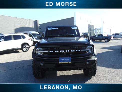 Certified 2023 Ford Bronco Outer Banks w/ Sasquatch Package image 3