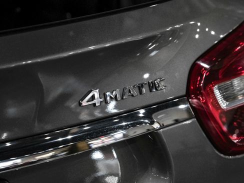 Used 2019 Mercedes-Benz GLA 250 4MATIC image 54