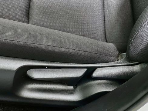 Used 2024 Toyota Corolla LE FWD image 15