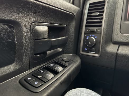 Used 2014 RAM 1500 Express w/ Black Ram 1500 Express Group image 23