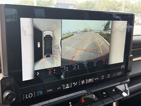 Used 2024 GMC Hummer EV 3X w/ Extreme Off-Road Package image 16