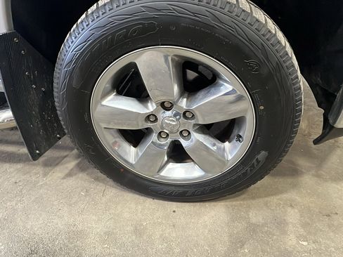 Used 2019 RAM 1500 Tradesman w/ Tradesman SXT Package AWD/4WD image 9