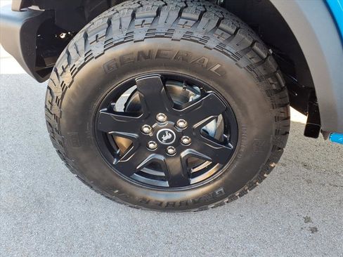 New 2025 Ford Bronco Big Bend image 9