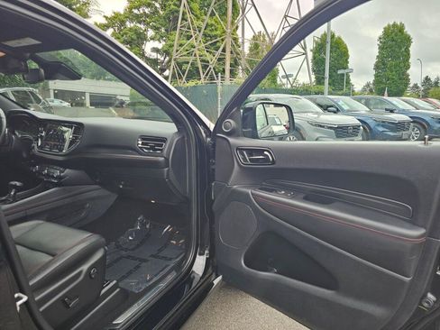 Used 2025 Dodge Durango R/T AWD/4WD image 12