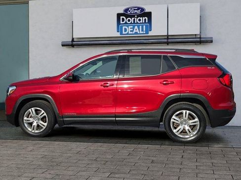 Used 2018 GMC Terrain SLE w/ Driver Convenience Package FWD image 6