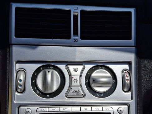 Used 2005 Chrysler Crossfire Limited RWD image 18