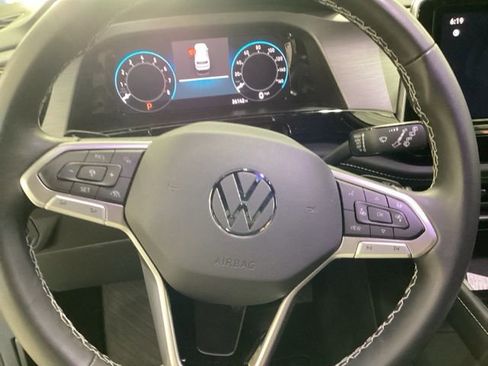 Used 2024 Volkswagen Atlas Cross Sport SE w/ Adventure Package image 19