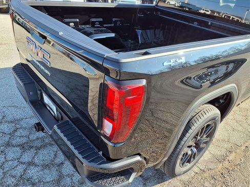 New 2026 GMC Sierra 1500 Pro w/ Graphite Edition AWD/4WD image 18