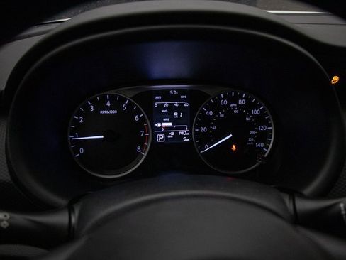 New 2025 Nissan Kicks Play S image 30