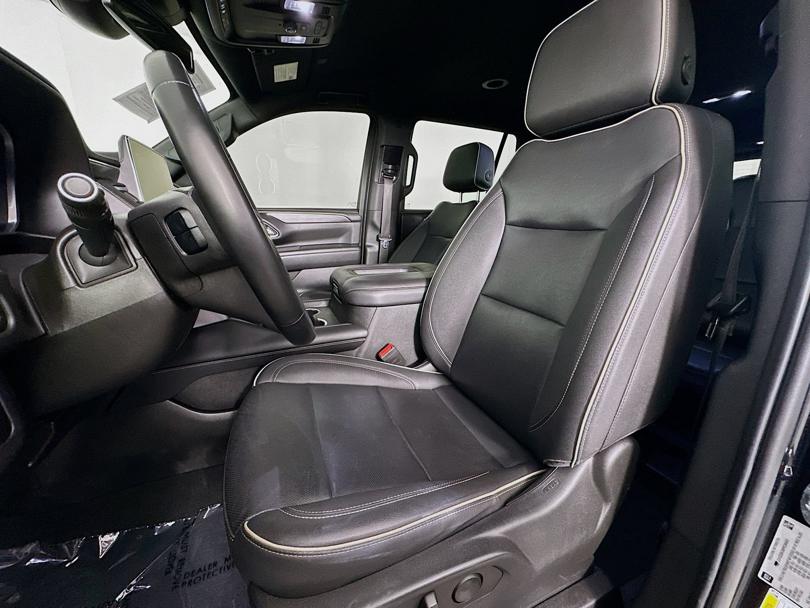 Used 2023 GMC Yukon SLT AWD/4WD image 22