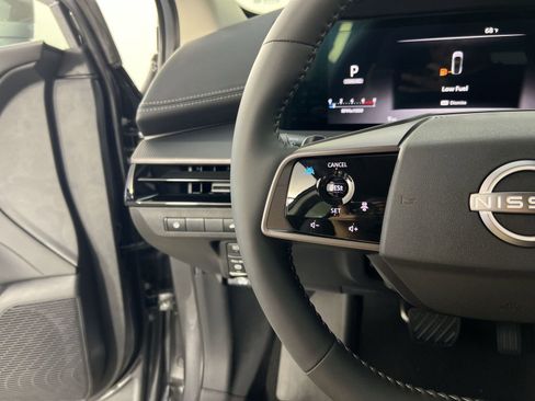 New 2025 Nissan Murano SV image 12