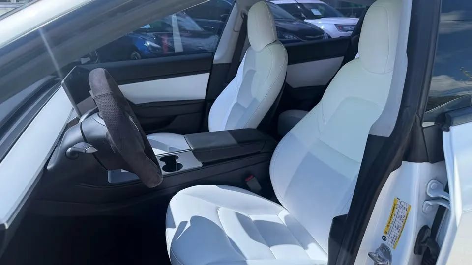 Used 2021 Tesla Model 3 Standard Range Plus RWD image 7