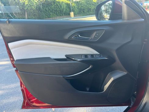 Used 2025 Chevrolet Trax LT image 20