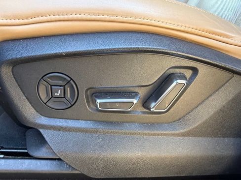 Used 2021 Audi Q8 Prestige AWD/4WD image 20
