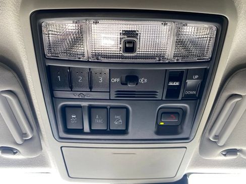 Used 2023 Toyota 4Runner Limited AWD/4WD image 24