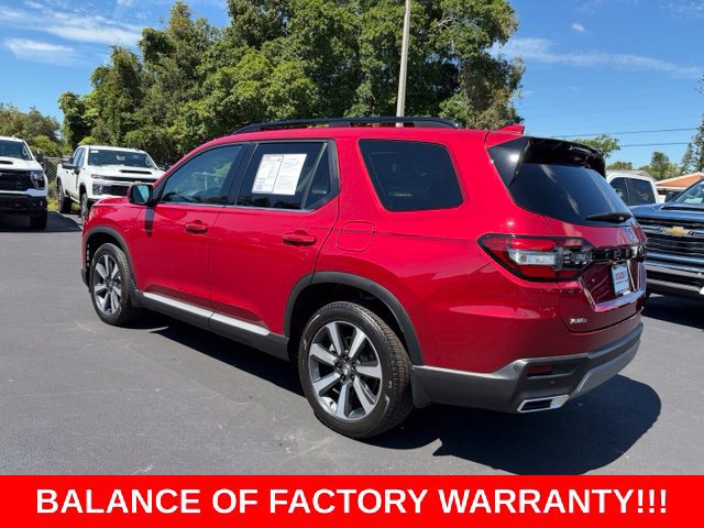Used 2025 Honda Pilot Touring image 4