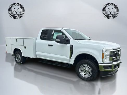 New 2026 Ford F350 XL w/ XL Chrome Package AWD/4WD image 3