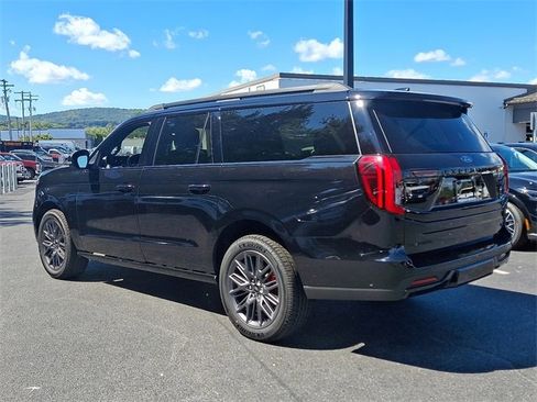 New 2025 Ford Expedition Max Platinum w/ Stealth Performance Package image 4