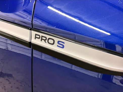 Used 2022 Volkswagen ID.4 Pro S w/ Gradient Package image 34