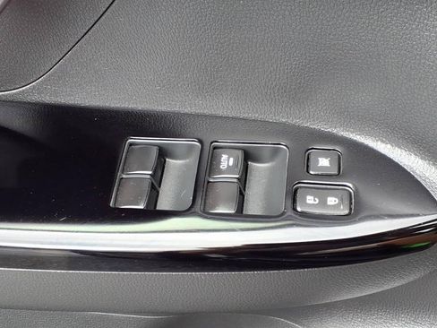 Used 2024 Mitsubishi Eclipse Cross LE AWD/4WD image 27