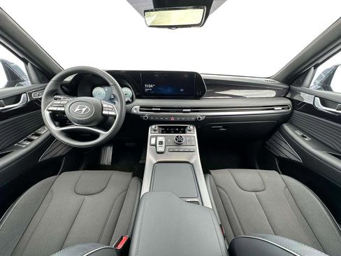 Used 2025 Hyundai Palisade Calligraphy image 15