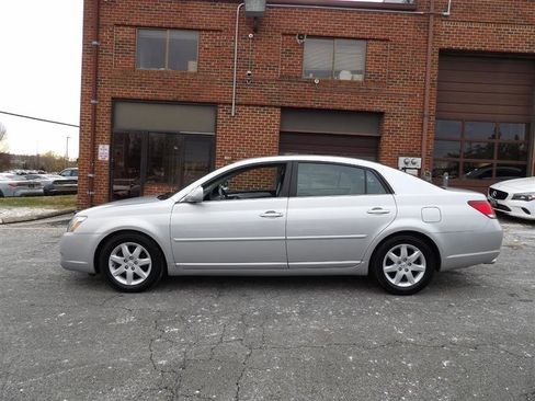 Used 2006 Toyota Avalon image 4
