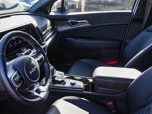 Used 2025 Kia Sportage X-Line image 19