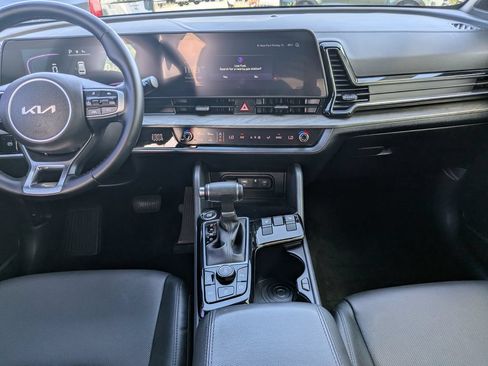 Certified 2025 Kia Sportage X-Line AWD/4WD image 16