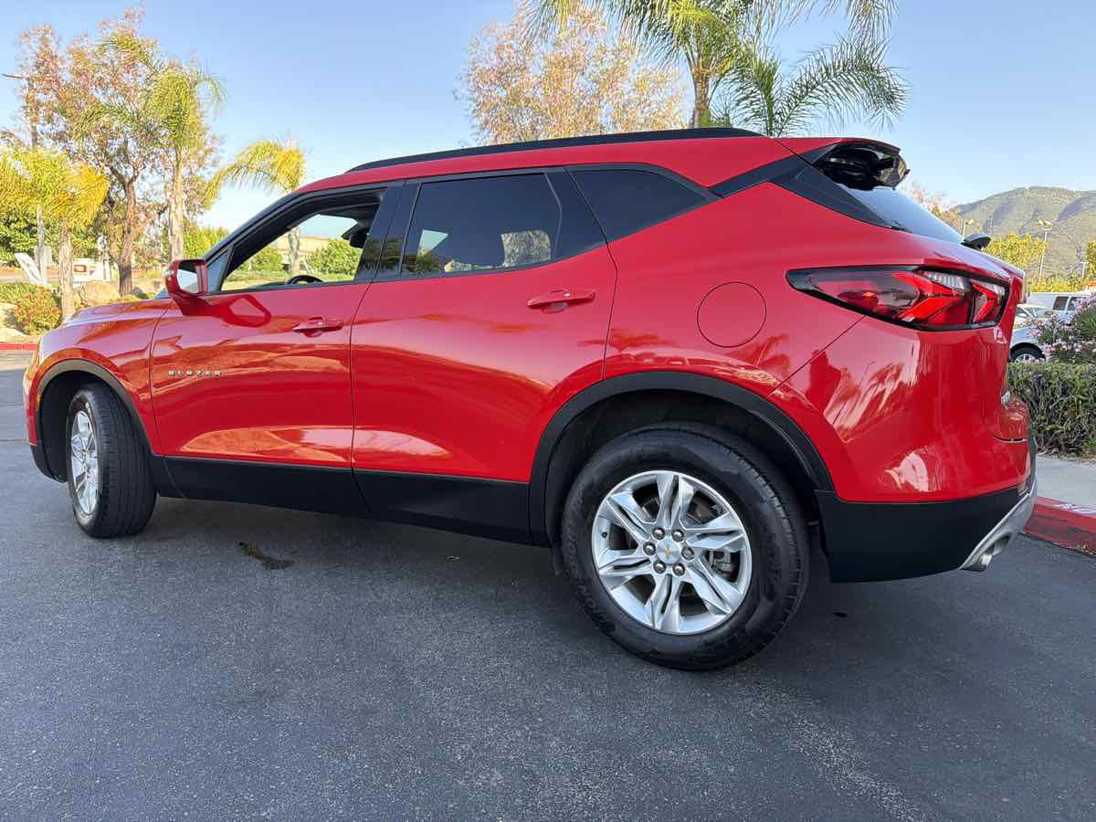 Used 2020 Chevrolet Blazer LT FWD image 17