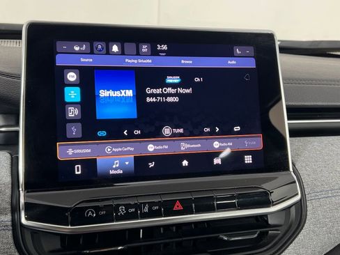 Used 2022 Jeep Compass Latitude w/ Convenience Group image 24