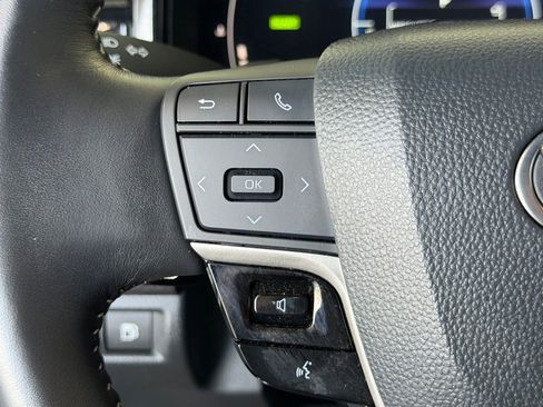 Certified 2025 Toyota Camry SE FWD image 25