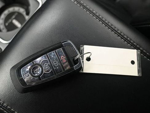 Used 2020 Lincoln Corsair AWD w/ Premium Package image 15