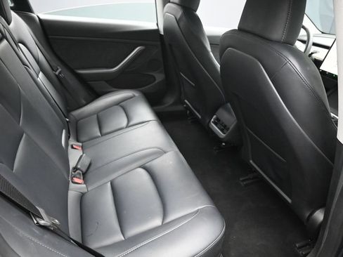 Used 2023 Tesla Model 3 Standard Range RWD image 28