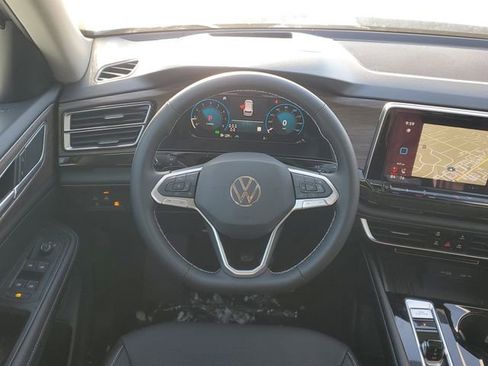 New 2026 Volkswagen Atlas SEL image 28