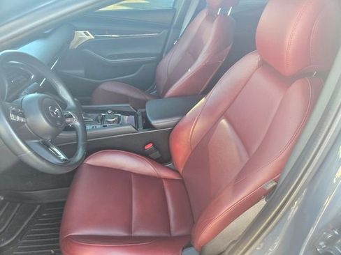 Used 2023 MAZDA MAZDA3 s image 2