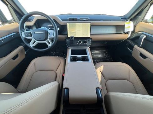 New 2026 Land Rover Defender 130 X-Dynamic SE AWD/4WD image 12
