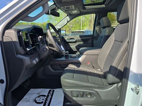 New 2026 GMC Sierra 1500 SLT w/ SLT Premium Plus Package AWD/4WD image 11