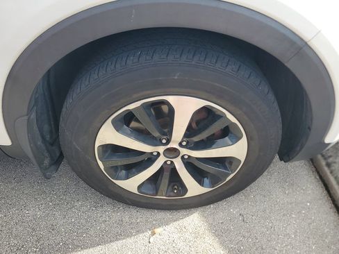 Used 2016 Kia Sorento EX FWD image 10